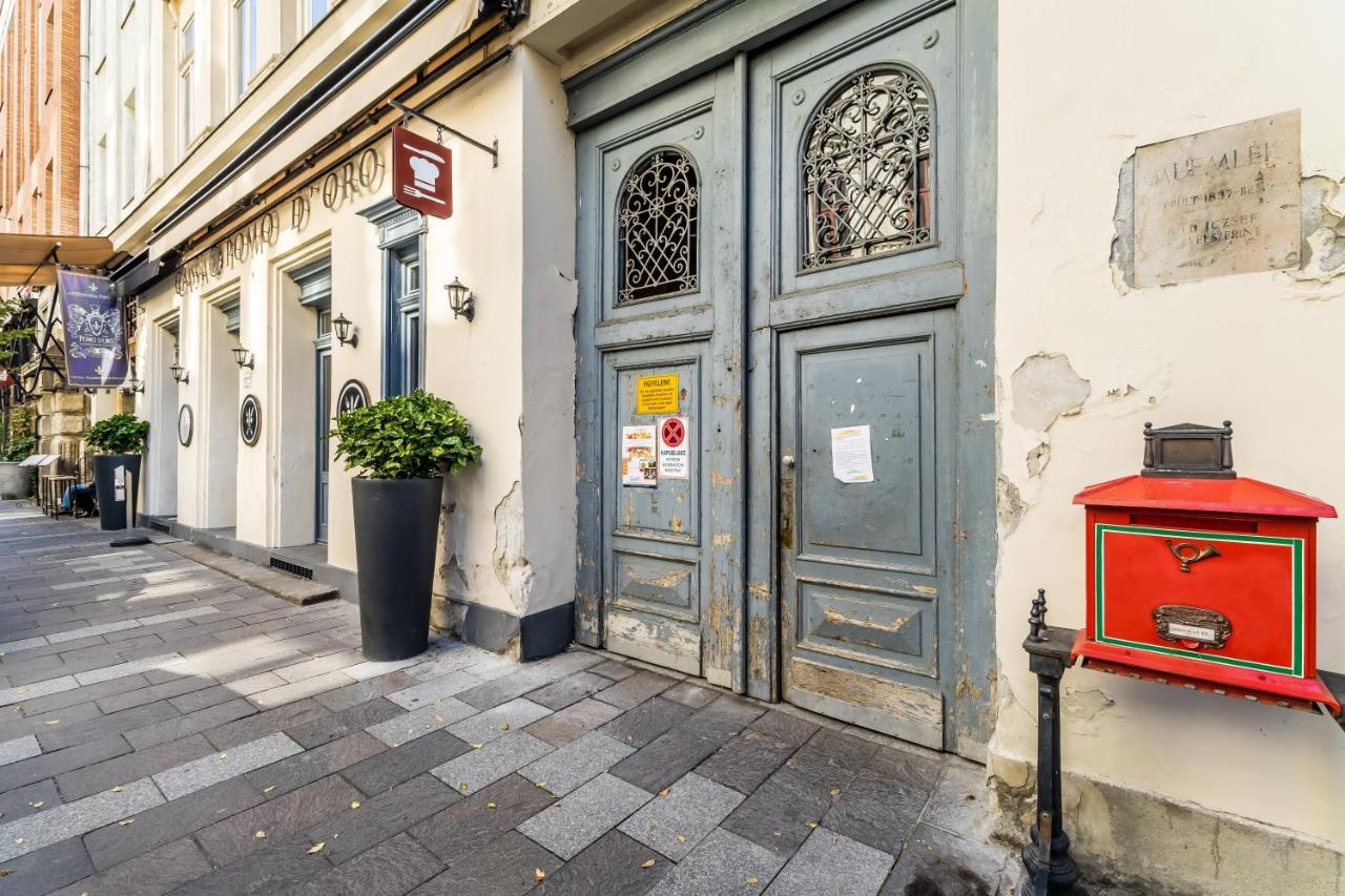 Urban Stable Luxury Apartments Budapest Kültér fotó