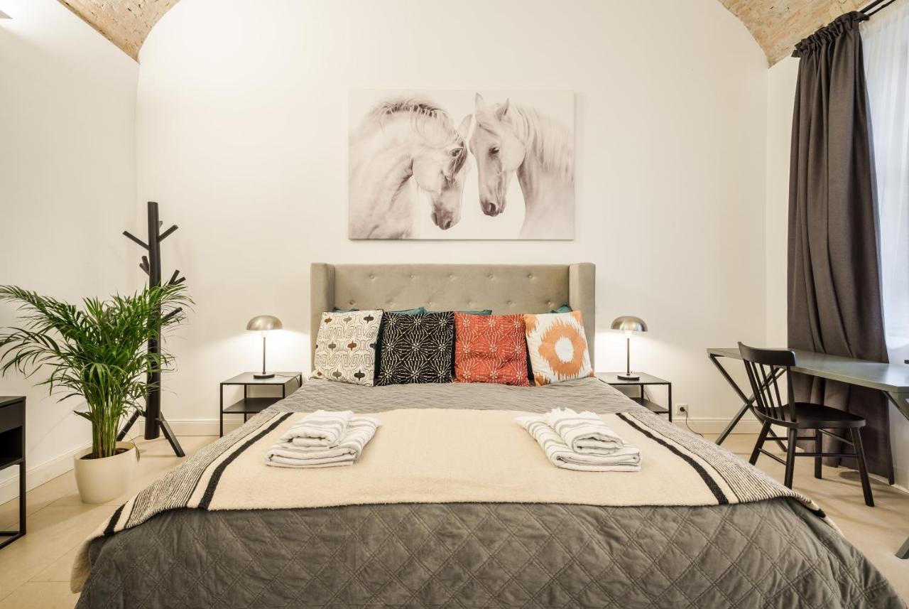 Urban Stable Luxury Apartments Budapest Kültér fotó