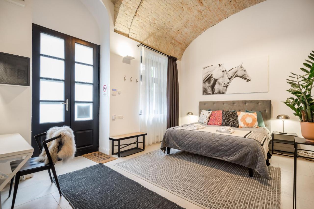 Urban Stable Luxury Apartments Budapest Kültér fotó