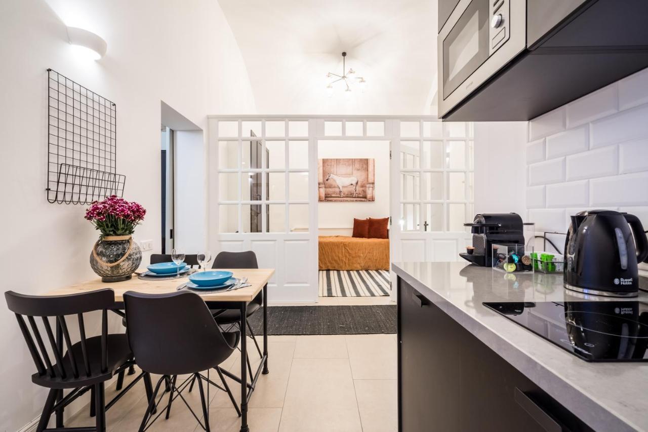 Urban Stable Luxury Apartments Budapest Kültér fotó